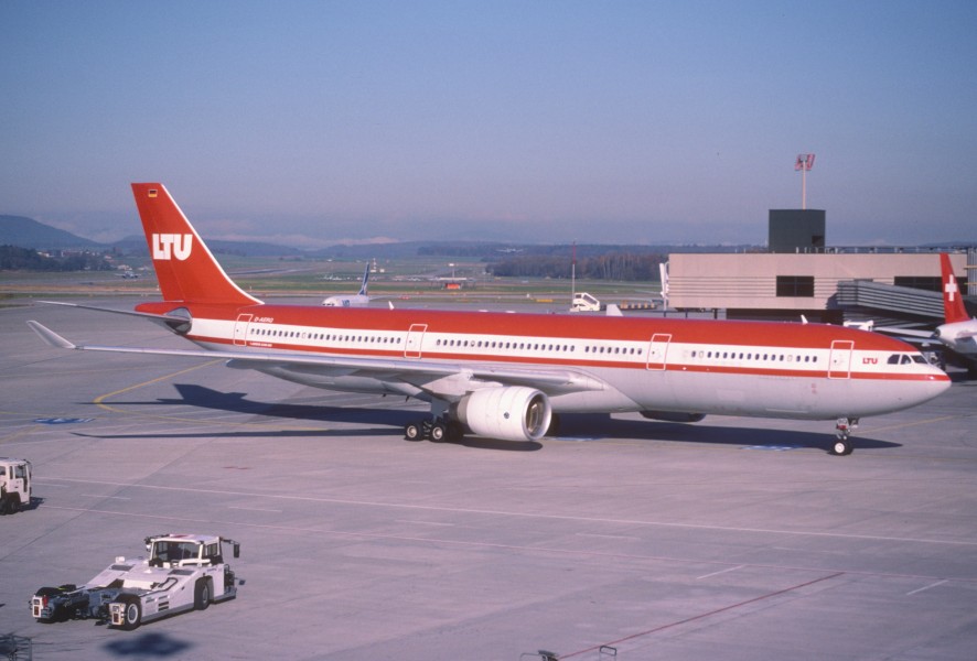 43bd - LTU Airbus A330-322; D-AERQ@ZRH;07.11.1998 (8353094163)
