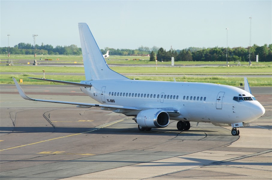 Air Baltic Boeing 737-500; YL-BBG@CPH;04.06.2010 575bv (4688191559)