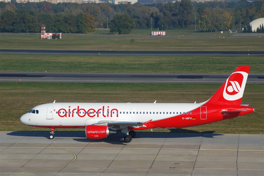 Air Berlin Airbus A320; D-ABFH@TXL;18.10.2010 588ak588aq (5094490277)