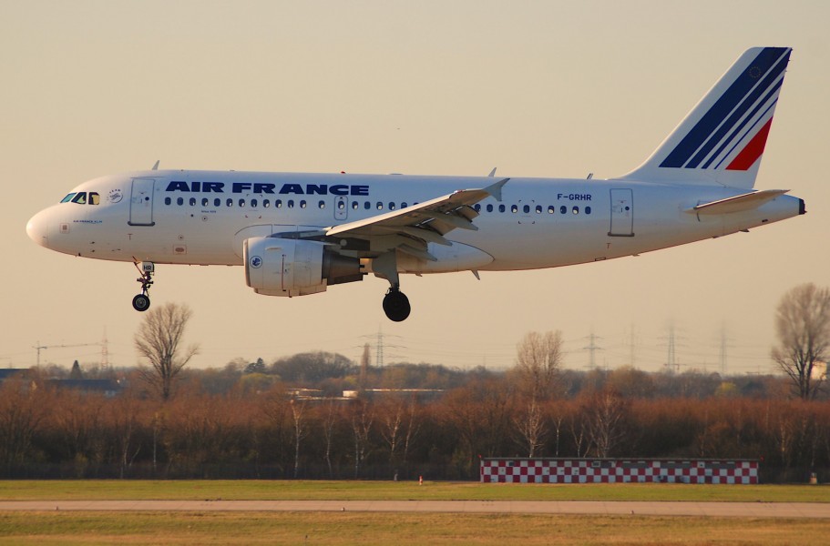 Air France Airbus A319-111, F-GRHR@DUS,11.03.2007-453pw - Flickr - Aero Icarus