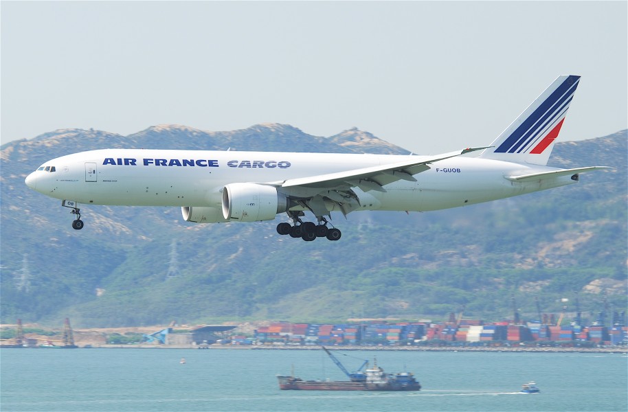 Air France Cargo Boeing 777F; F-GUOB@HKG;04.08.2011 615wr (6260661642)