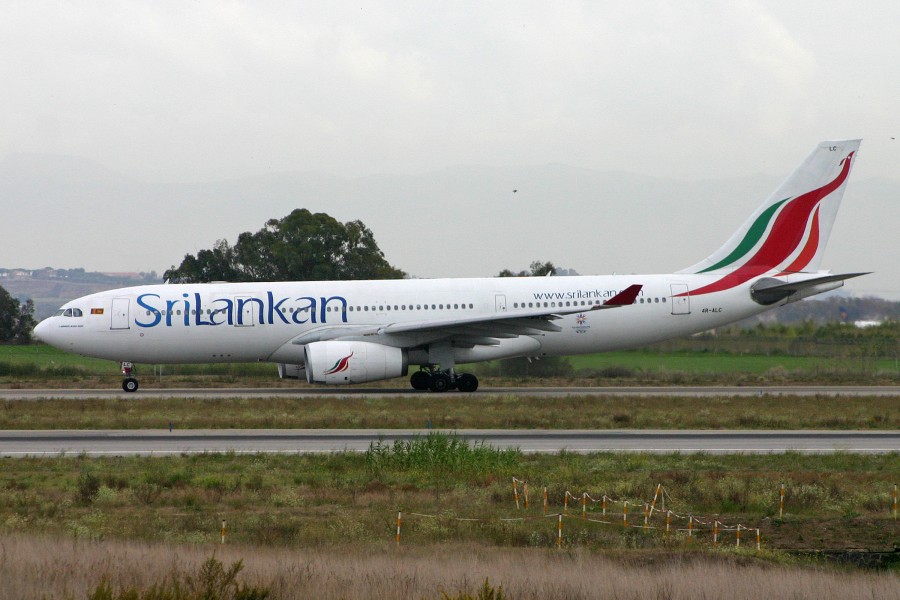 Airbus A330-243 4R-ALC SriLankan (6655746753)