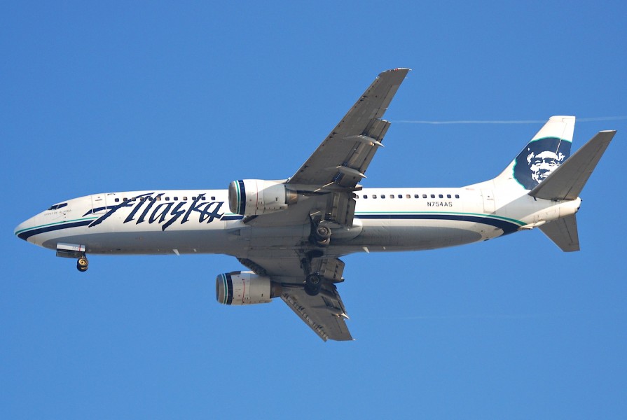 Alaska Airlines Boeing 737-400; N754AS@LAX;11.10.2011 623ae (6643664341)
