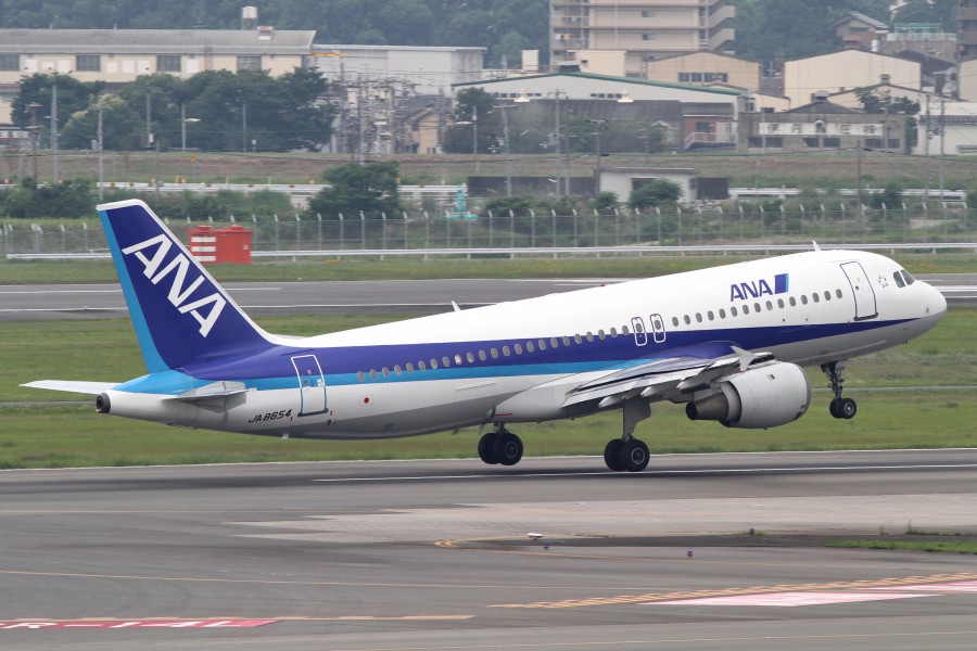 ANA A320-200(JA8654) (4781069362)