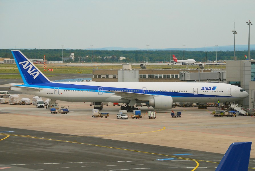 ANA Boeing 777-300ER; JA789A@FRA;16.07.2011 609mo (6190623574)