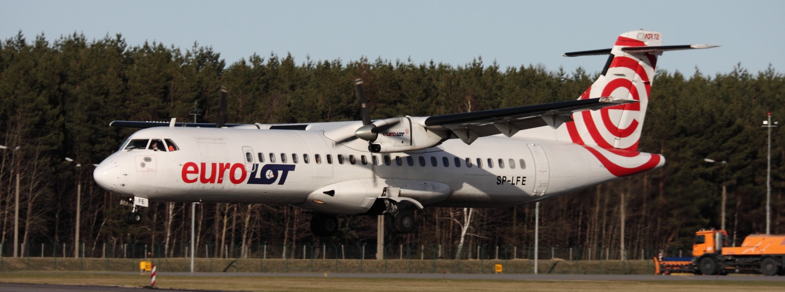 ATR 72 Eurolot SP-LFE EPGD