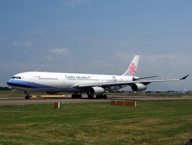 B-18806 China Airlines Airbus A340-313X - cn 433 pic3