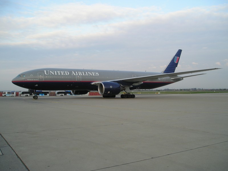 B-777 UA