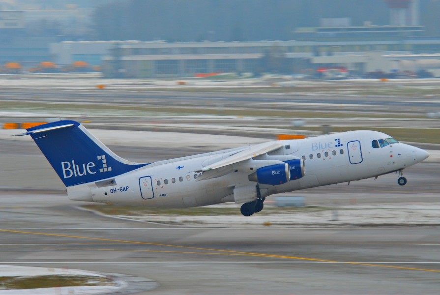 Blue 1 Avro RJ 85; OH-SAP@ZRH;16.01.2010 561fa (4282383131)
