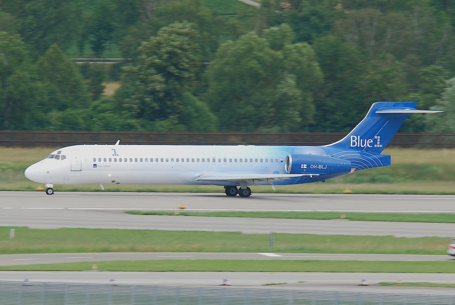 Blue 1 Boeing 717-23S; OH-BLJ@ZRH;08.06.2011 599bs (5832409337)