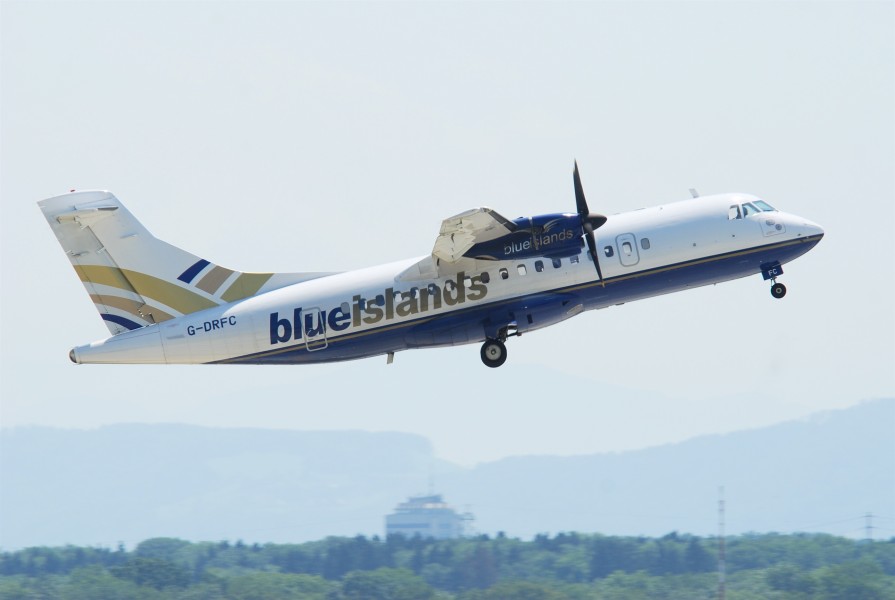 Blue Islands ATR 42; G-DRFC@ZRH;16.07.2010 583dr (4799456853)