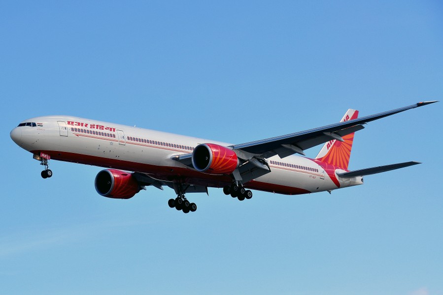 Boeing 777-337ER - Air India (VT-ALK)