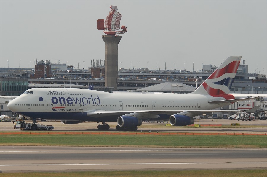 British Airways Boeing 747-400; G-CIVL@LHR;05.06.2010 576gv (4690552642)