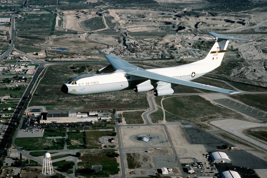 C-141B 63MAW Norton AFB 1988