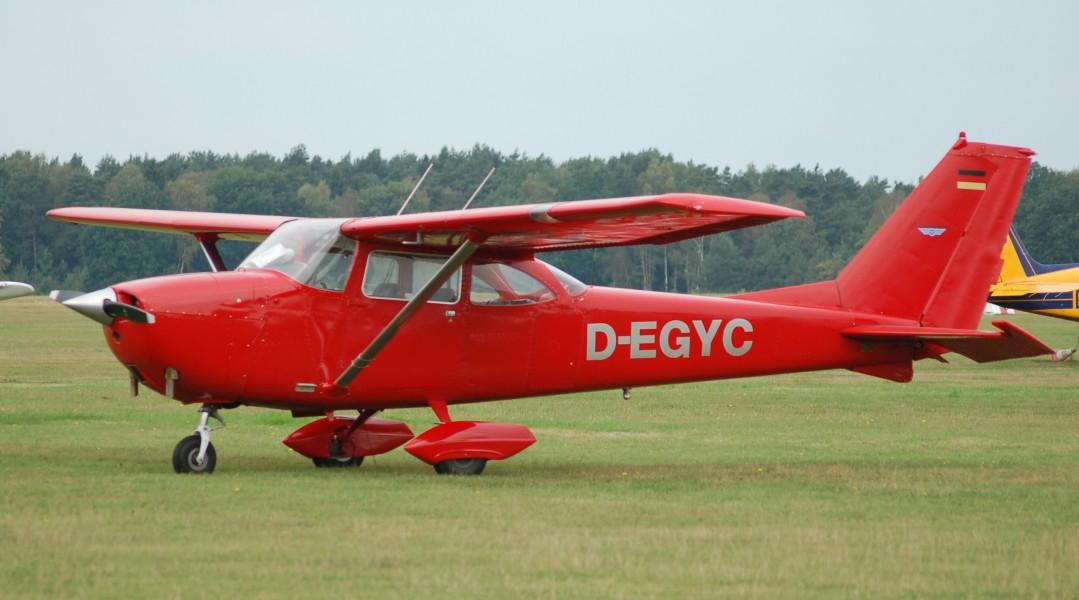 Cessna 172 H (D-EGYC) 01