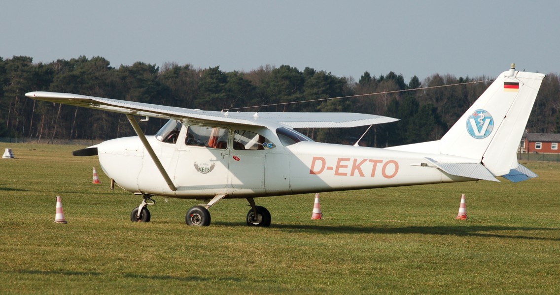 Cessna F 172 G Skyhwk (D-EKTO) 01