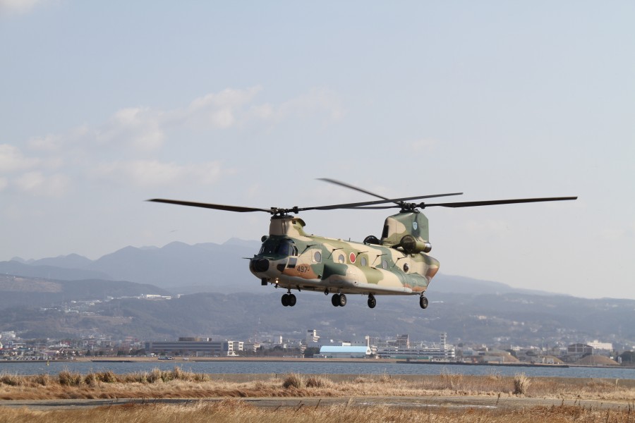 CH-47 Chinook(JASDF)inOmura