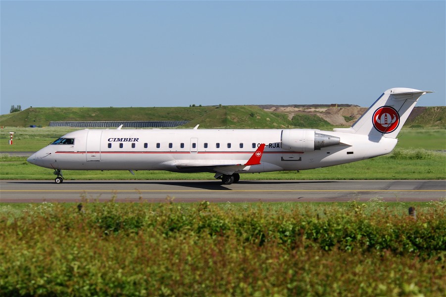 Cimber Air Canadair CRJ-200; OY-RJA@CPH;03.06.2010 574gy (4687914143)
