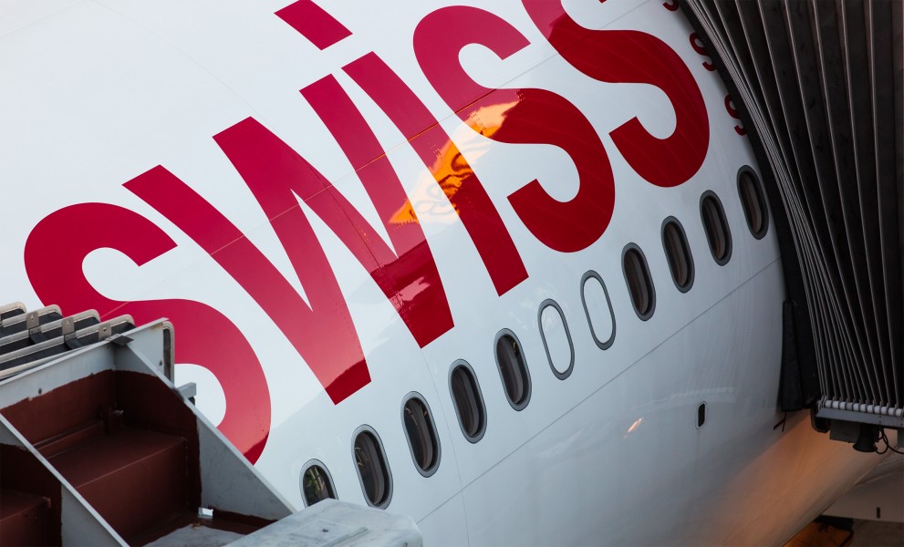 Close up of a Swiss International A340 (8127892457)