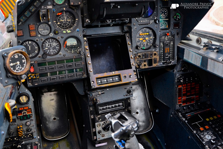Cockpit Dassault Mirage 2000 (7443127844)