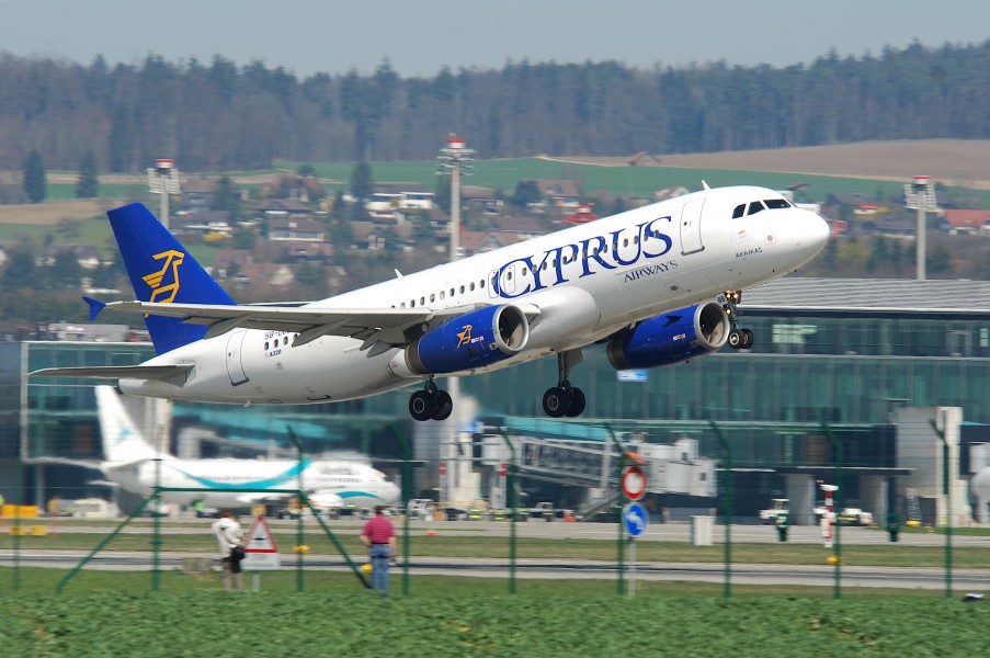 Cyprus Airways Airbus A320; 5B-DBB@ZRH;07.04.2010 570ex (4500729616)