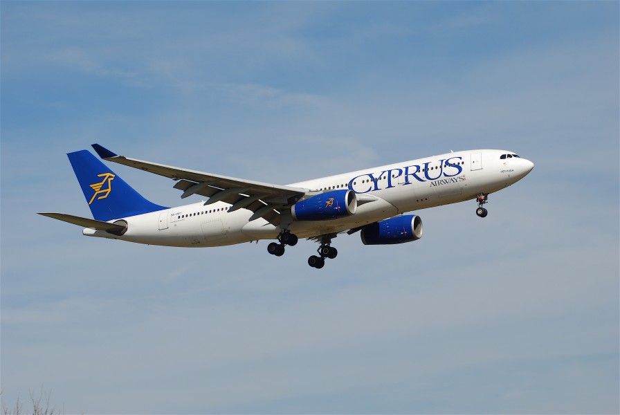 Cyprus Airways Airbus A330-200, 5B-DBT@ZRH,15.03.2008-503bg - Flickr - Aero Icarus