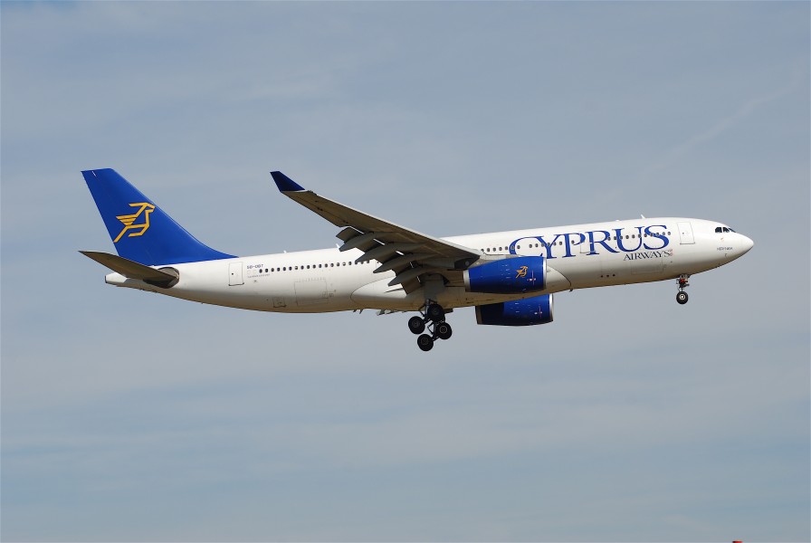 Cyprus Airways Airbus A330-200, 5B-DBT@ZRH,15.03.2008-503bk - Flickr - Aero Icarus