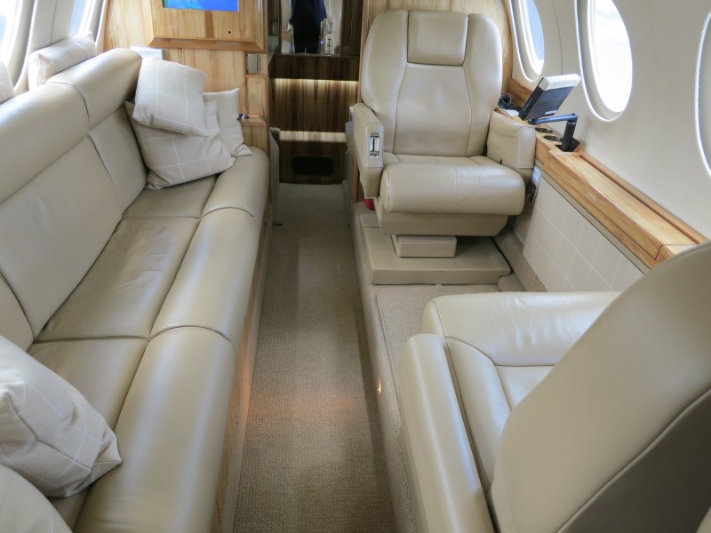 Dassault Falcon 50 interior