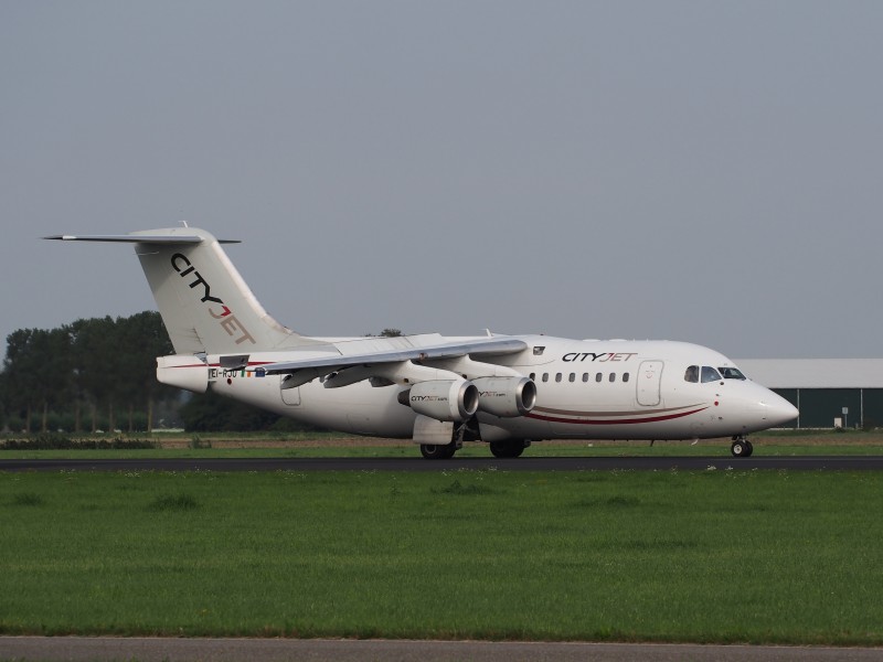 EI-RJU Cityjet British Aerospace Avro RJ85, landing on Schiphol (EHAM-AMS) runway 18R pic2