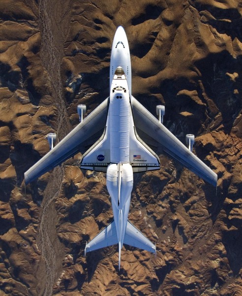 Endeavour after STS-126 on SCA over Mojave from above
