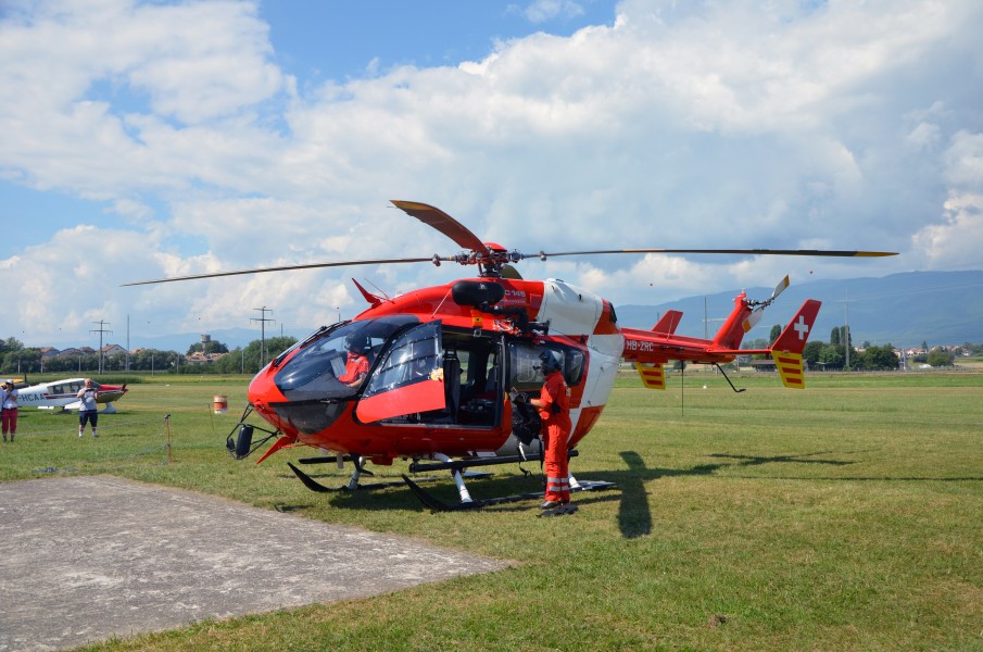 Eurocopter EC-145 HB-ZRC Rega (1)