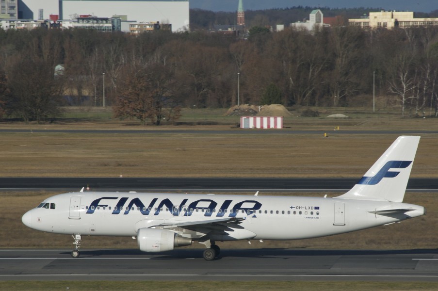Finnair Airbus A320-214; OH-LXD@TXL;30.12.2012 684ch (8332131653)