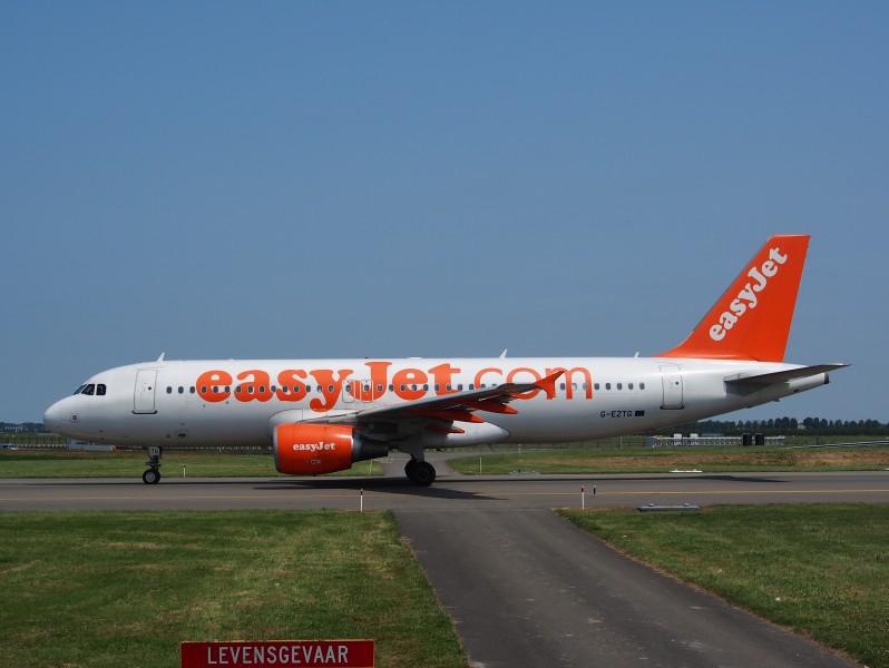 G-EZTG easyJet Airbus A320-214 - cn 3946 pic4