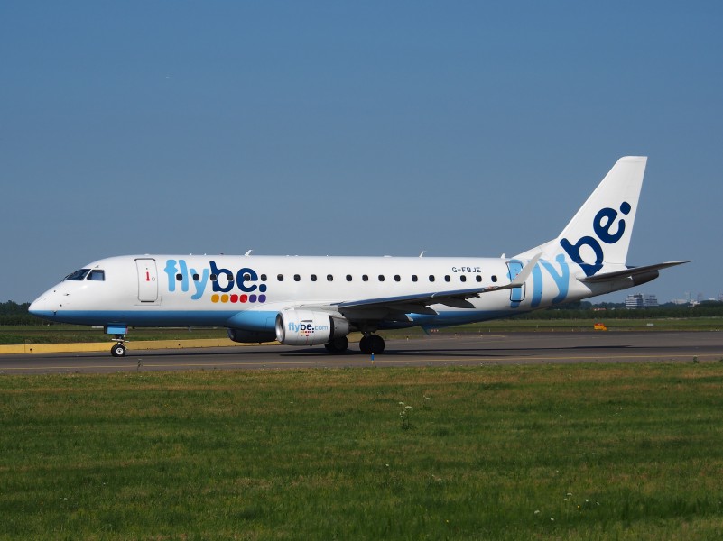G-FBJE Flybe Embraer ERJ-175STD (ERJ-170-200) - cn 17000336, taxiing 21july2013 pic-003