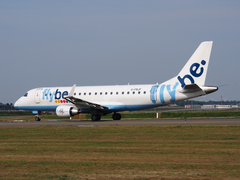 G-FBJF Flybe Embraer ERJ-175STD (ERJ-170-200) - cn 17000341 taxiing, 25august2013 pic-4