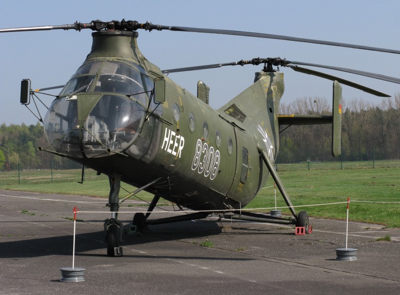 Gatow Piasecki H-21C (2009)
