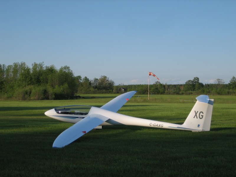Glider SZD-55-1