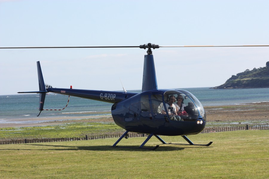 Helicopter (G-BZOP), Newcastle, County Down, August 2010 (01)