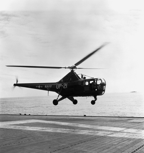 HO3S landing CV-47 1950
