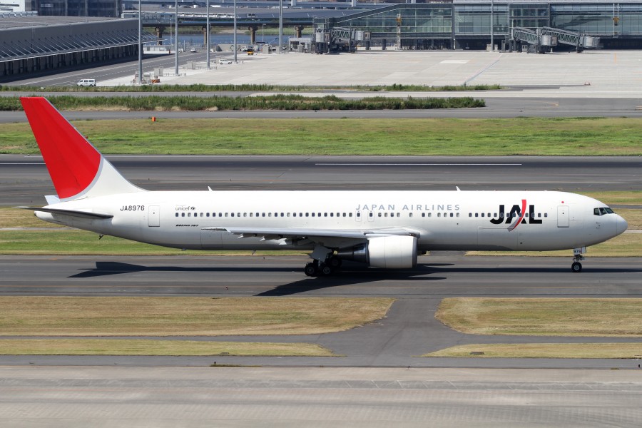 JAL B767-300(JA8976) (4934802586)