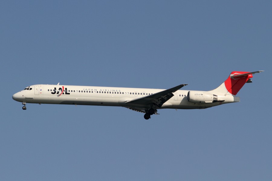 JAL MD-90-30(JA8020) (6902954569)