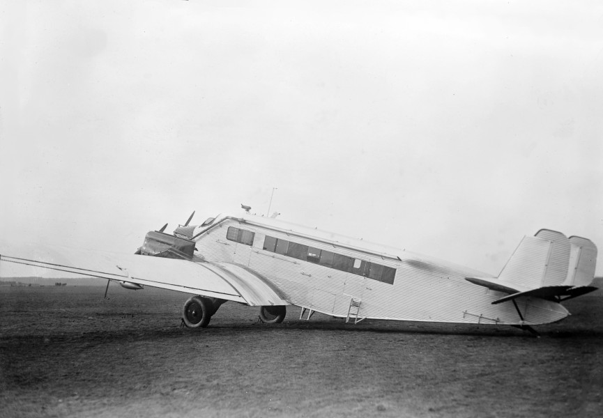 Junkers G.31 on the ground c1927