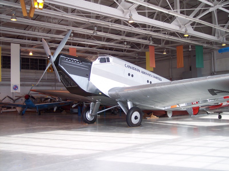 Junkers Ju-52 single-engine