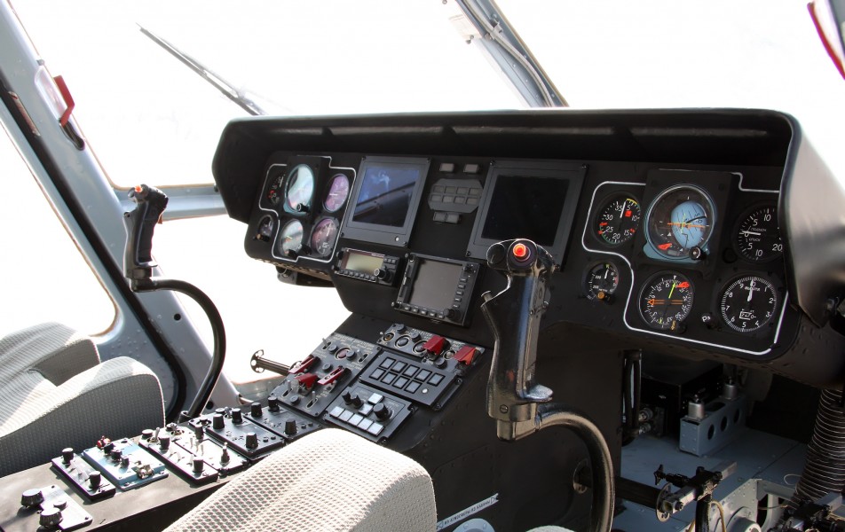 Kazan Ansat (RA-20012) cockpit