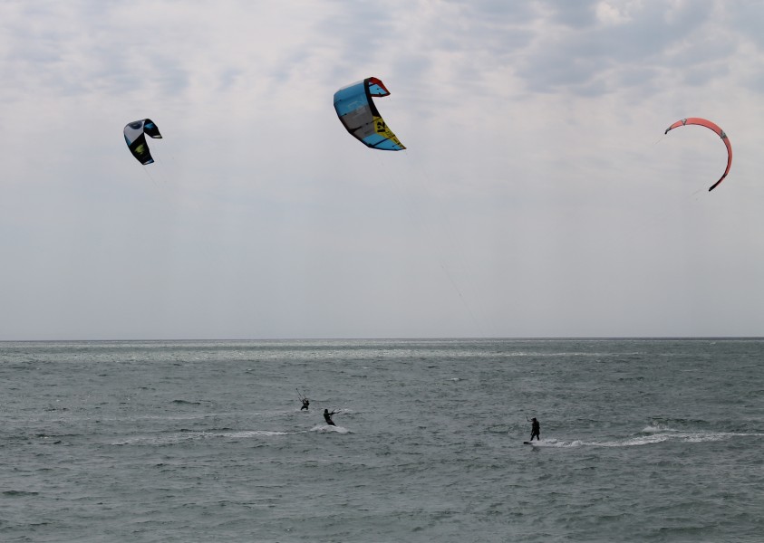 Kitesurfing in Adler