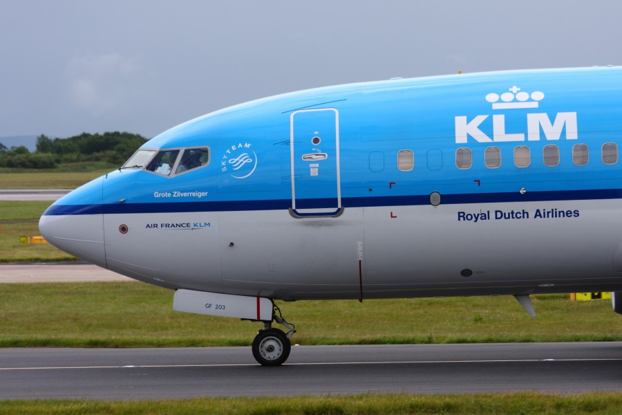 KLM B737, PH-BGG (5860595791) (2)