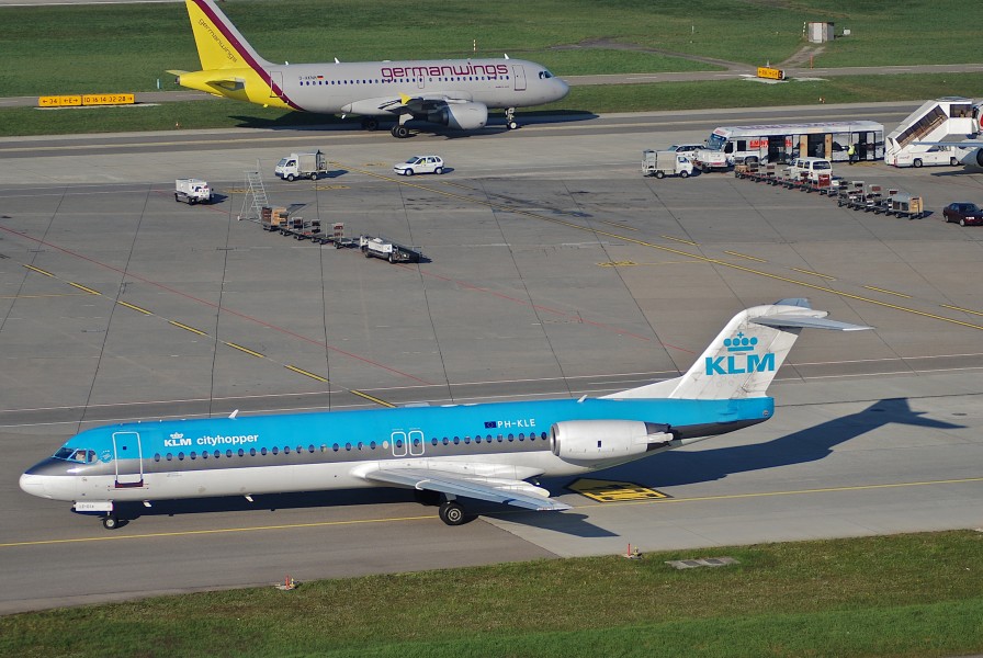 KLM Cityhopper Fokker 100; PH-KLE@ZRH;07.04.2007 458dr (4285676857)