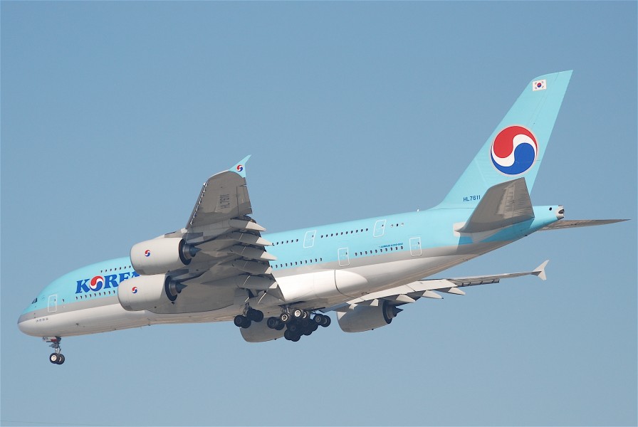 Korean Air Airbus A380-861; HL7611@LAX;11.10.2011 623bv (6643824137)