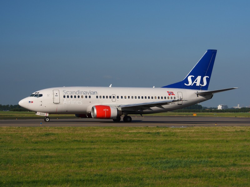 LN-BRX SAS Scandinavian Airlines Boeing 737-505 - cn 25797 taxiing 15july2013 pic-004