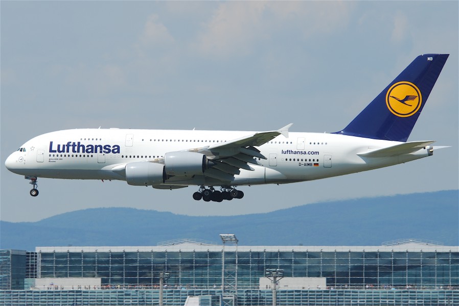 Lufthansa Airbus A380-841; D-AIMB@FRA;16.07.2011 609il (6190564662)